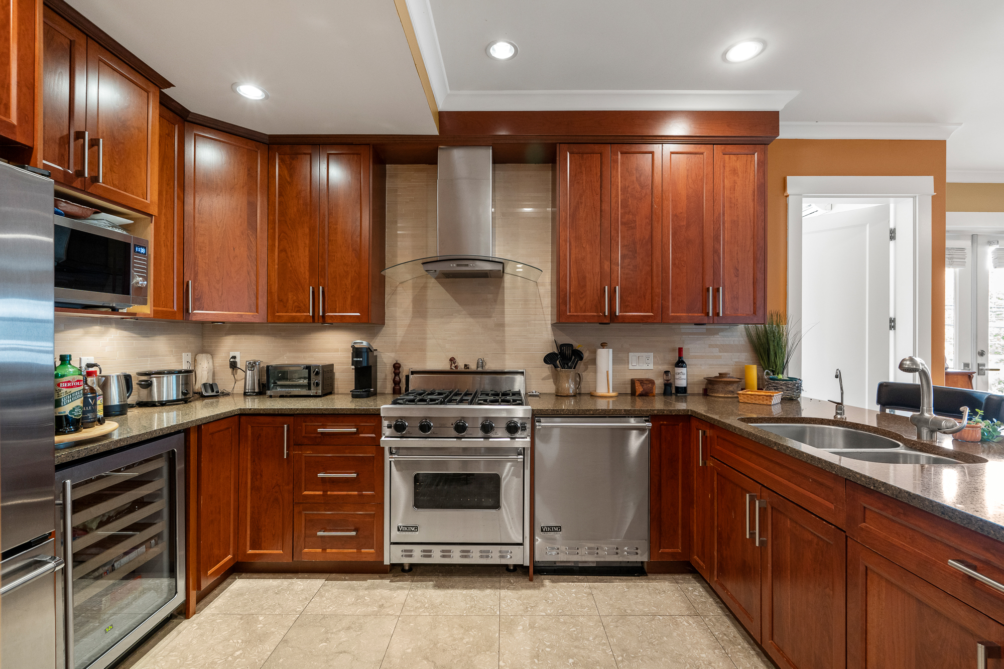 #205 - 6688 Royal Avenue